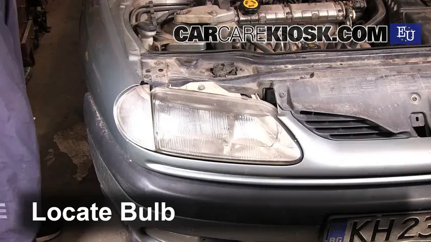 1997 Renault Laguna Combi 1.6L 4 Cyl. Lights Headlight (replace bulb)